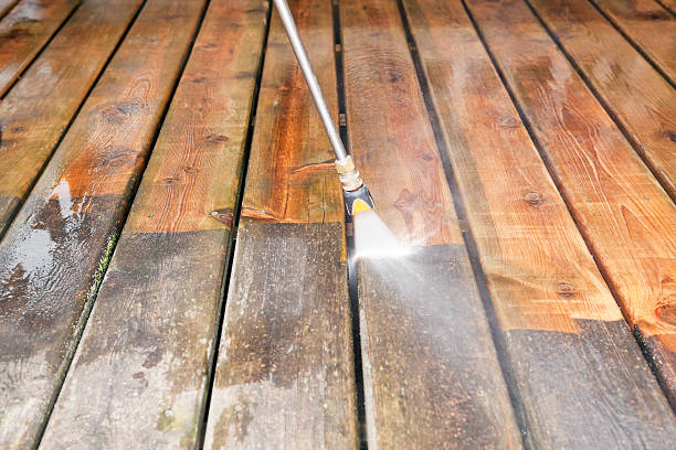 Why Choose Our Certified Pressure Washing Experts for Your Project Needs in Kurtistown, HI?